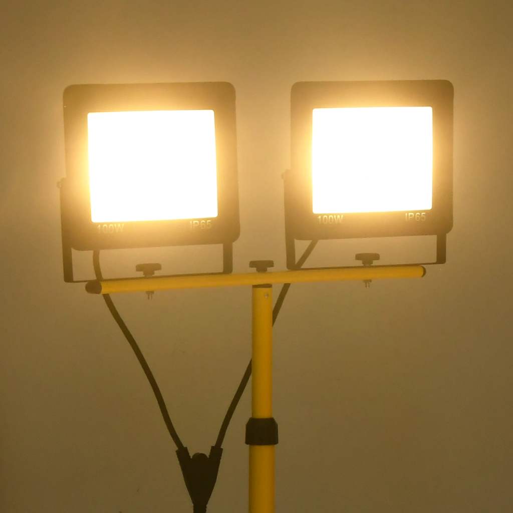 Strålkastare med stativ 2x100 W LED varmvit