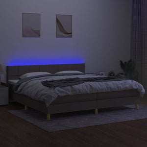Ramsäng med madrass & LED taupe 200x200 cm tyg