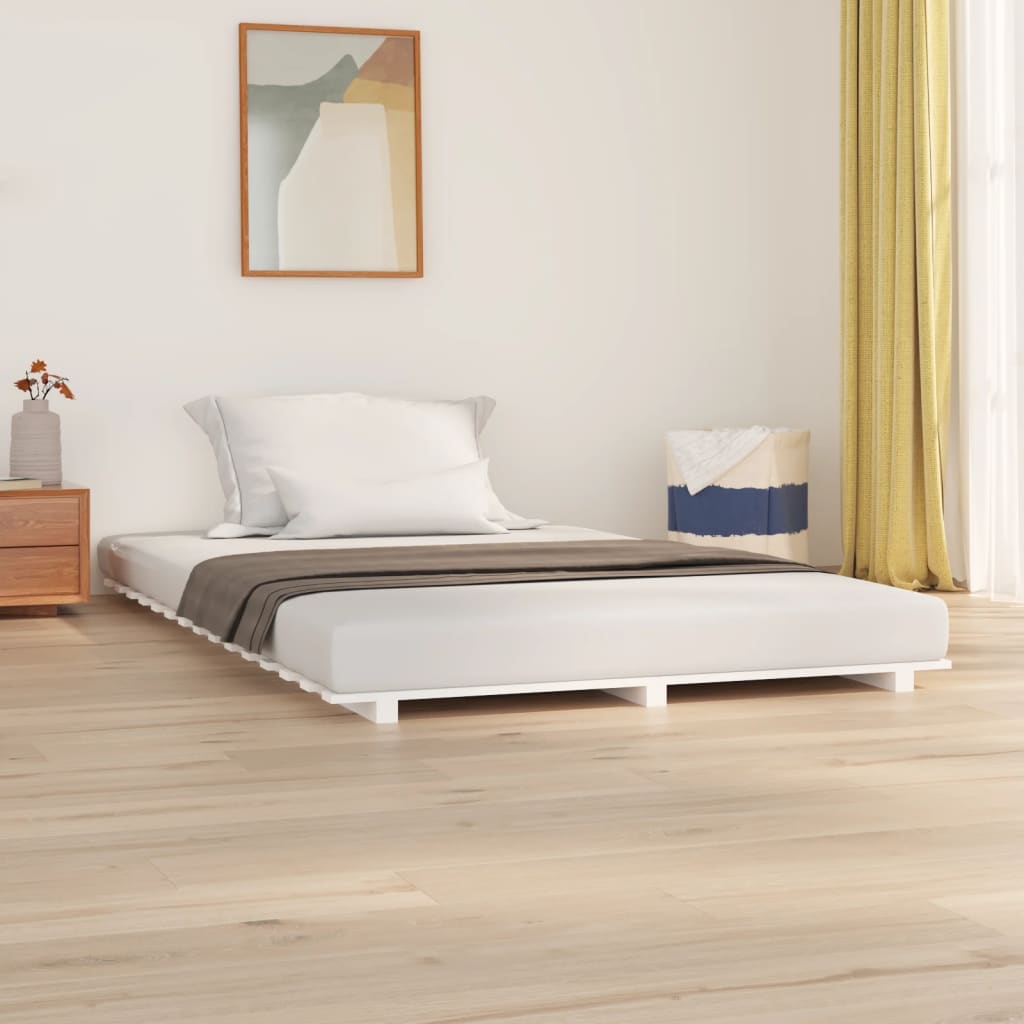 Sängram vit 135x190 cm massiv furu