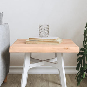 Bordsskiva 40x40x(2-4) cm obehandlad massiv ek levande kant