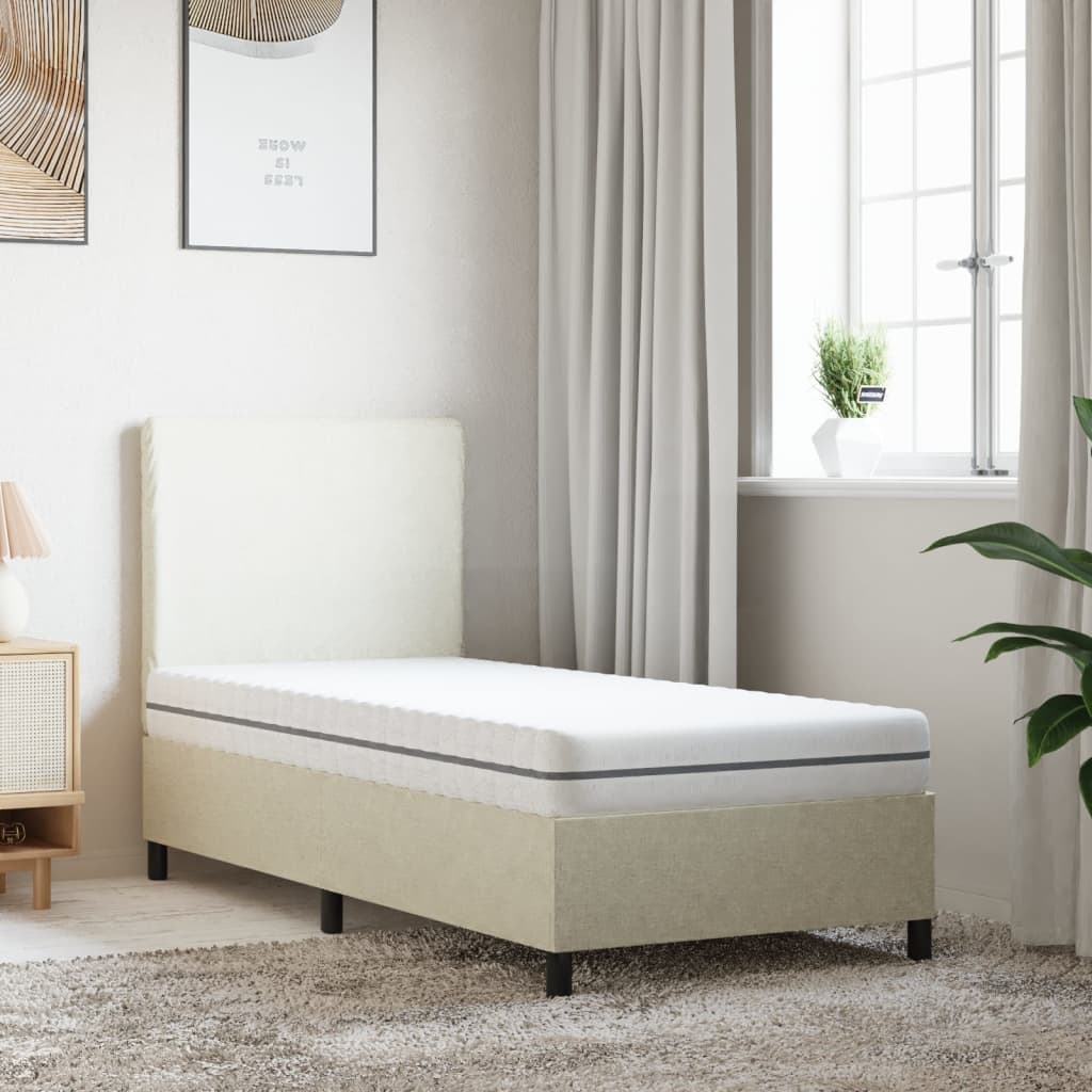 Skummadrass medium mjuk 70x200 cm