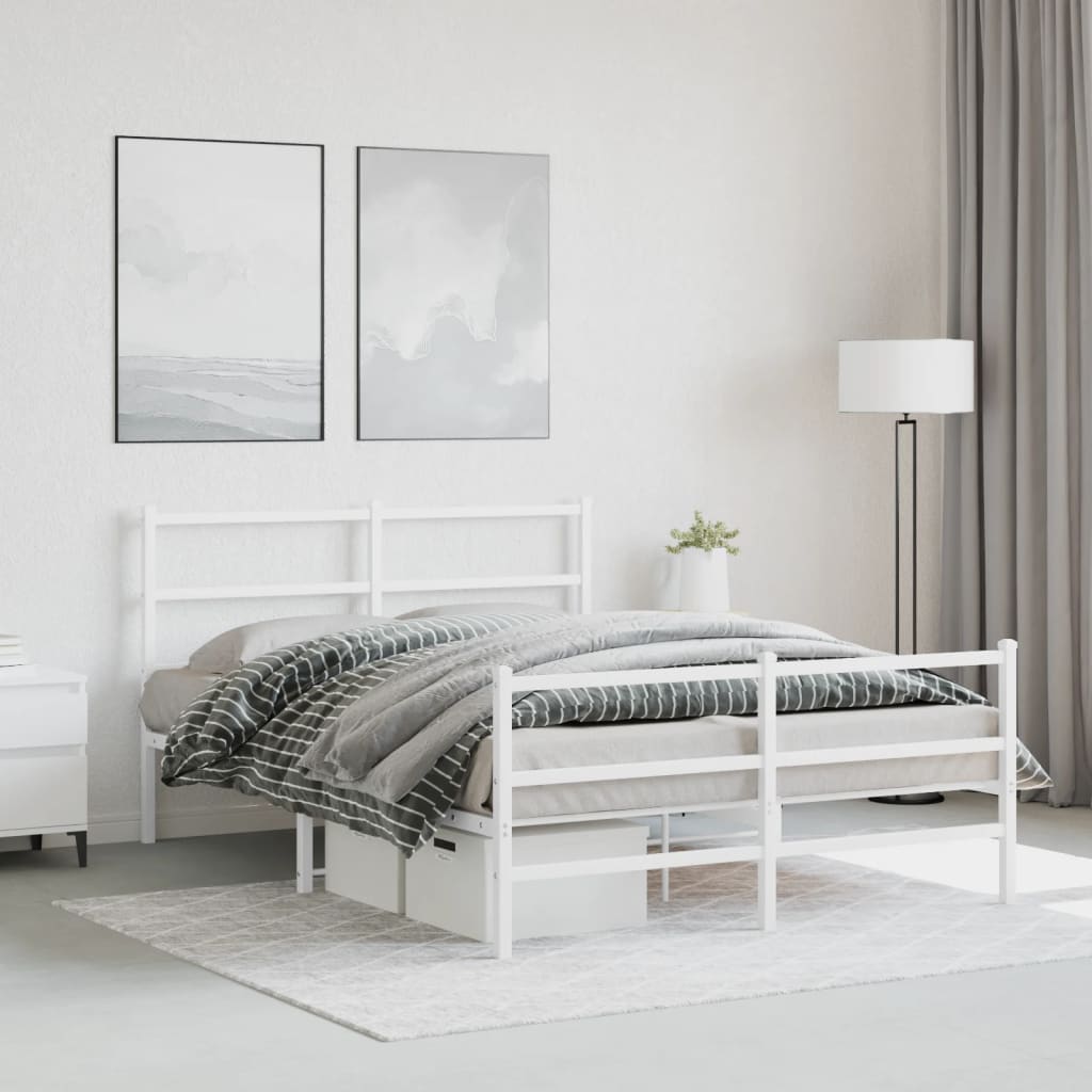 Sängram med huvudgavel och fotgavel vit metall 140x190 cm