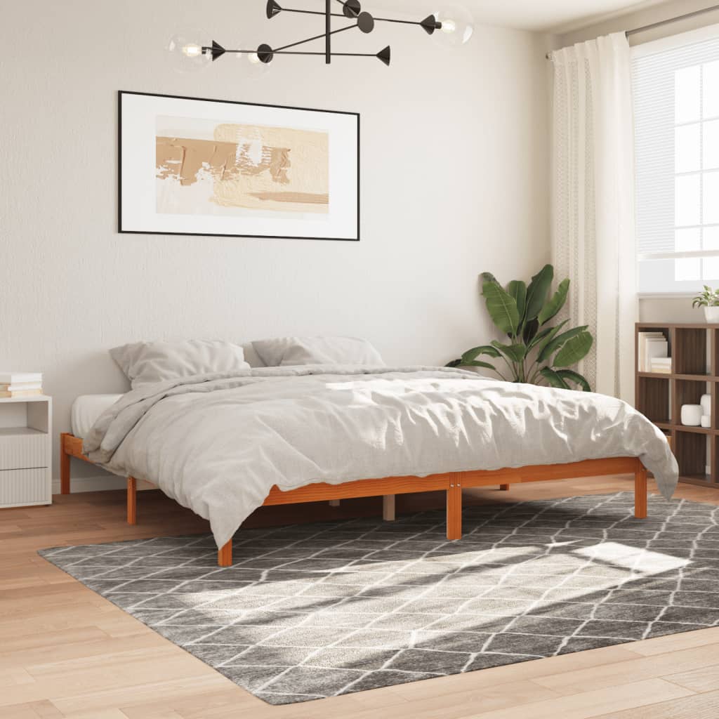 Sängram utan madrass vaxbrun 180x200 cm massiv furu