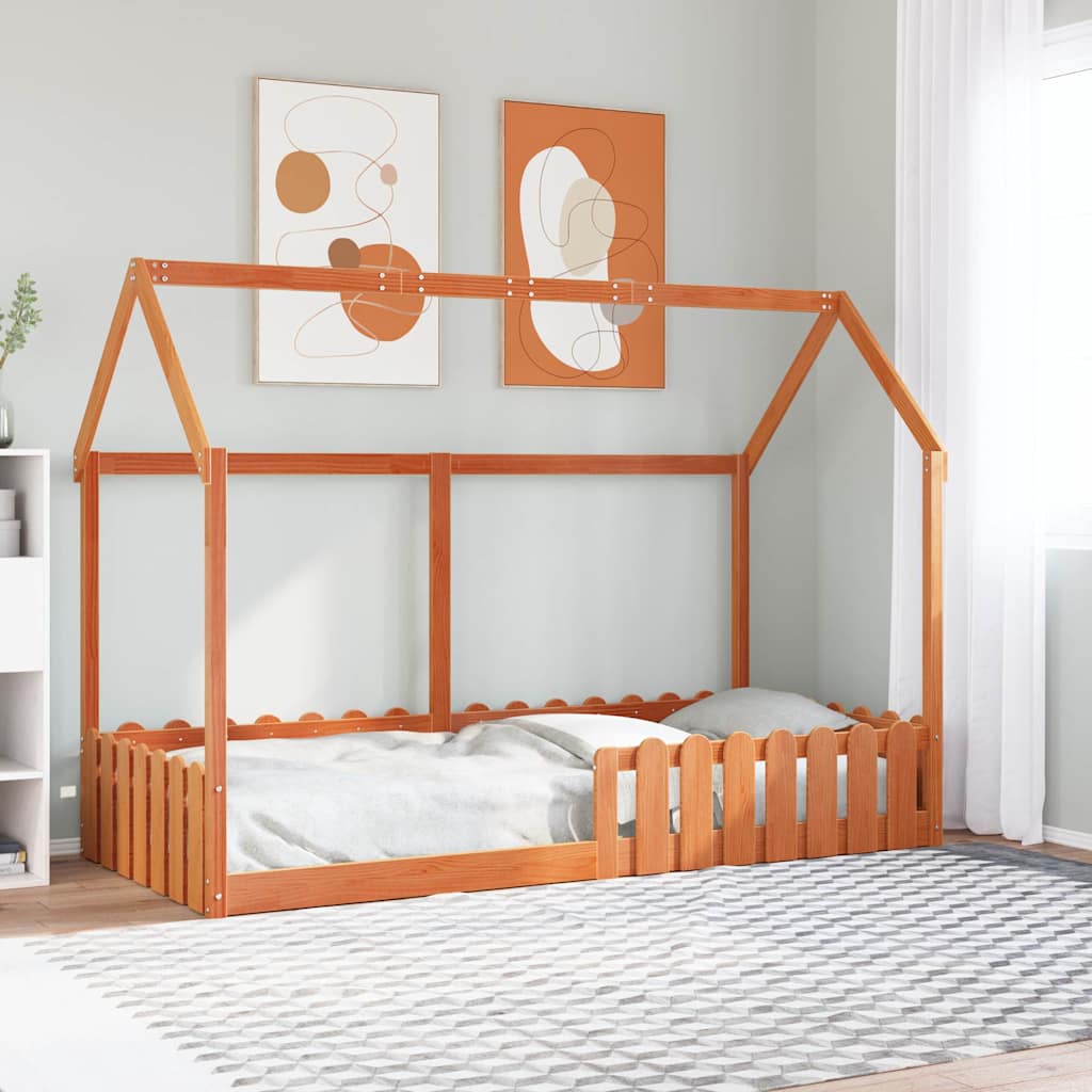 Barnsäng med husram vaxad brun 90x190 cm massiv furu