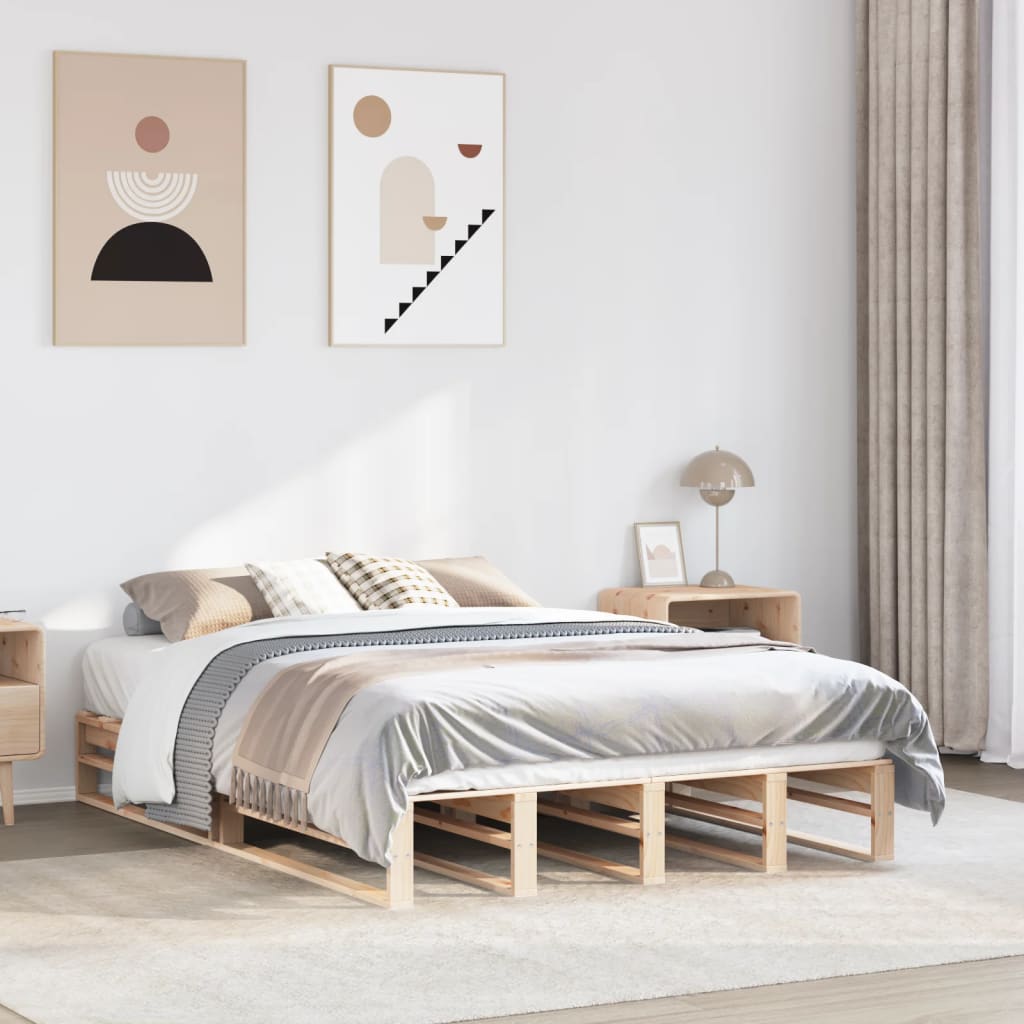 Sängram utan madrass 135x190 cm massiv furu
