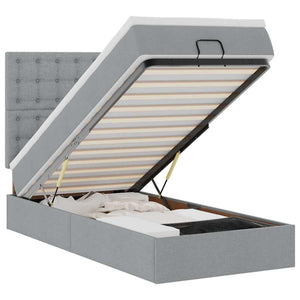 Ottomansk säng med madrass och LED-lampor ljusgrå 80x200cm tyg