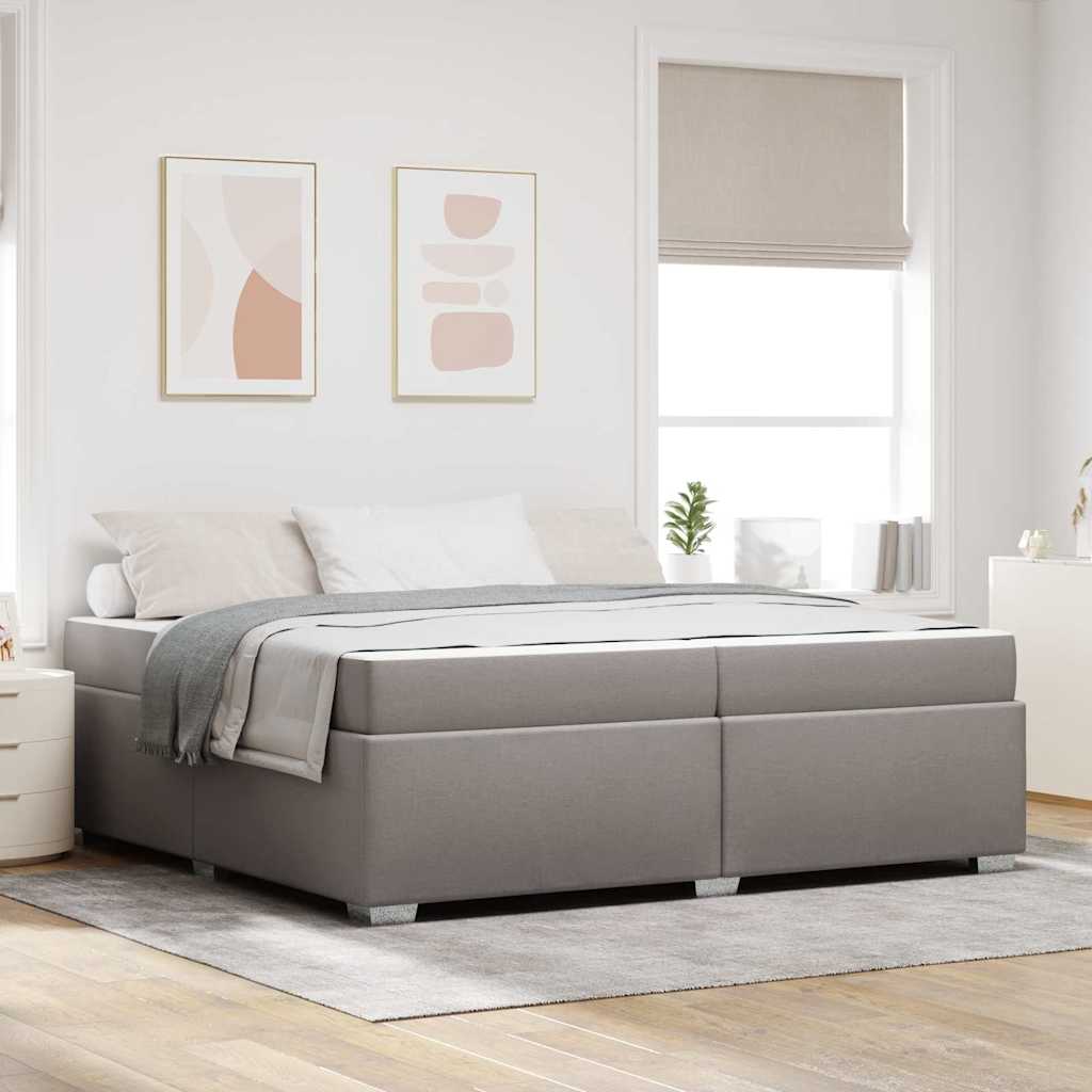 Sängram med madrass Taupe 200 x 200 cm tyg