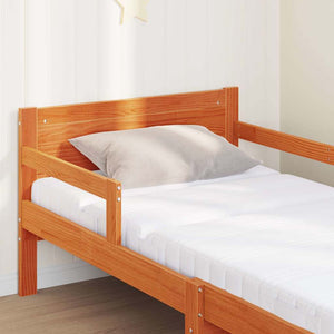 Sängram med madrass med huvudgavel Brun 80 x 200 cm Massiv furu