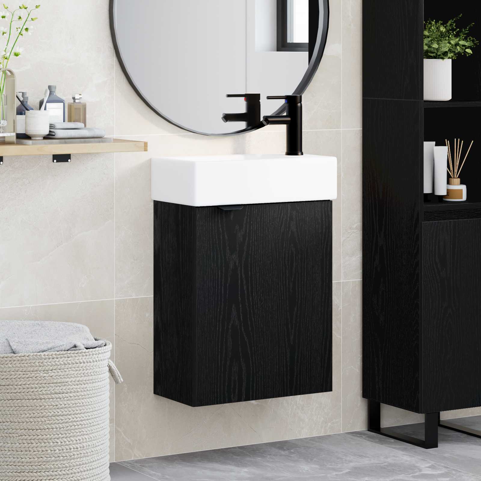 Badrumsspegel med kran Svart ek 45,5 x 22,5 x 84 cm