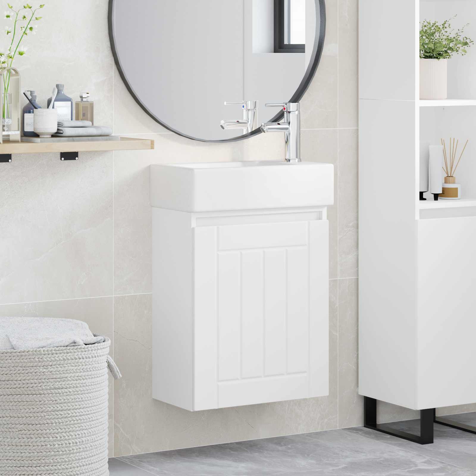 Badrumsspegel med kran Vit 45,5 x 25,5 x 84 cm