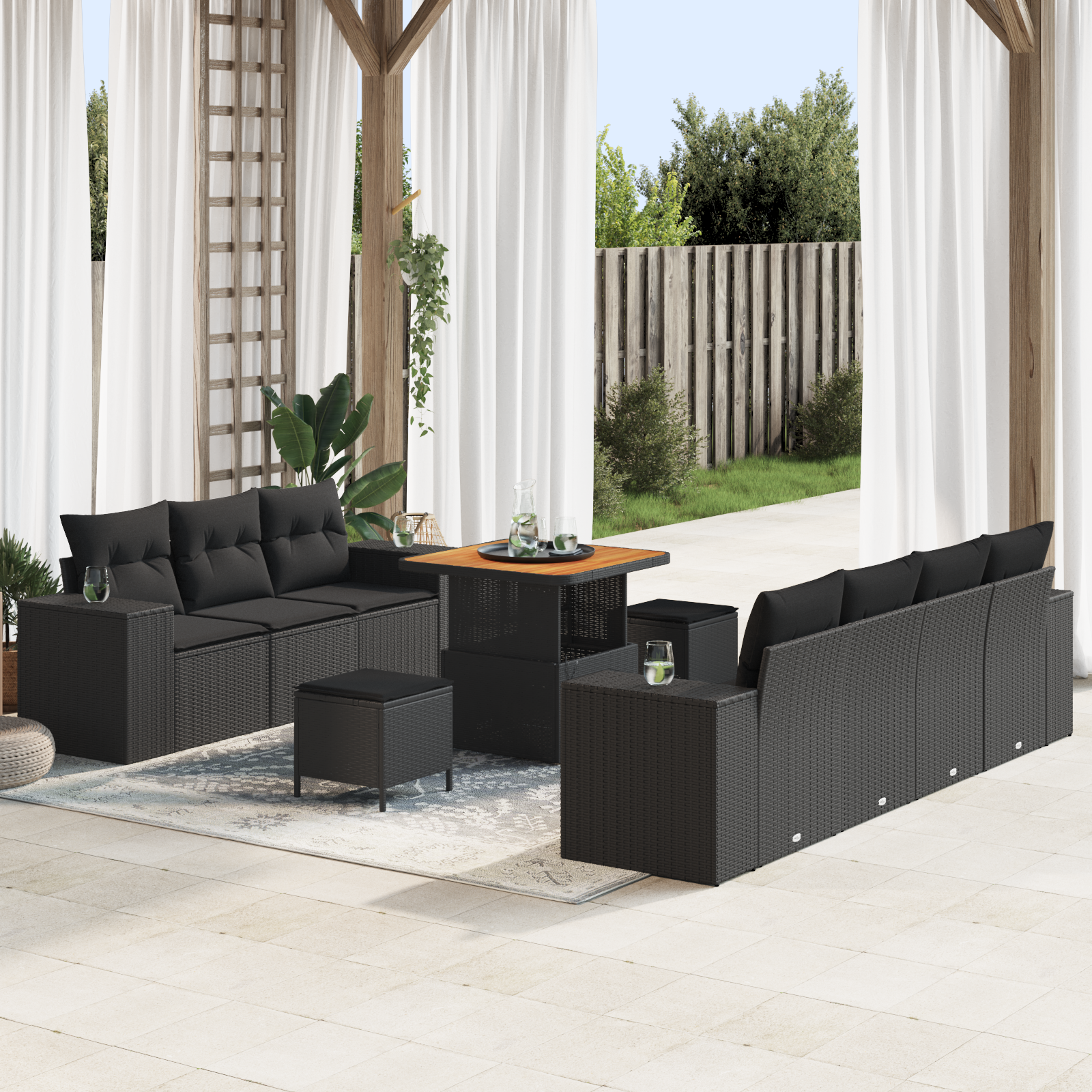 Trädgårdsoffset med kudde med lagring 10 pcs Svart Poly Rattan