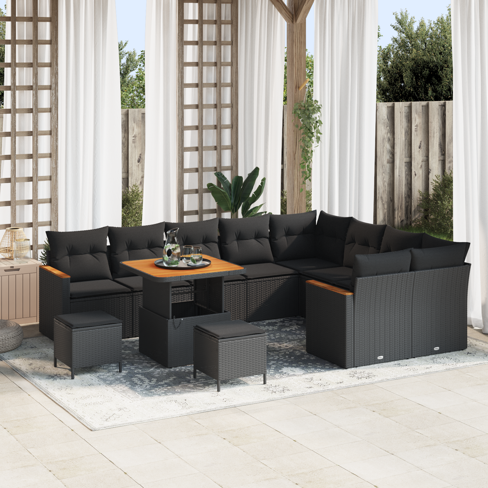 Trädgårdsoffset med kudde med lagring 12 pcs Svart Poly Rattan