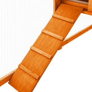 Utebur med inhägnad brun massivt granträ