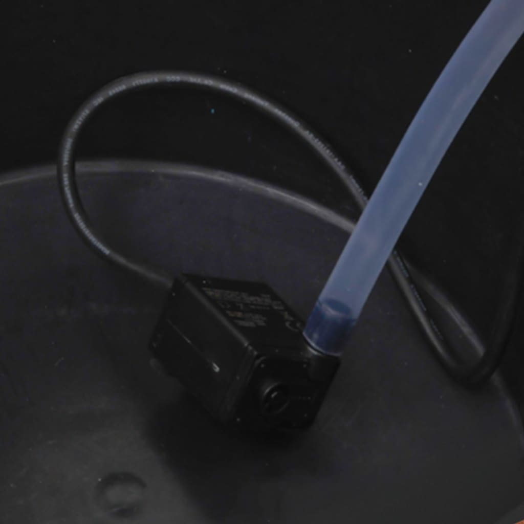 Vattenbrunn med pump 57x50x112 cm massivt granträ