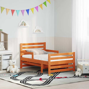 Sängram med madrass med huvudgavel Brun 80 x 200 cm Massiv furu